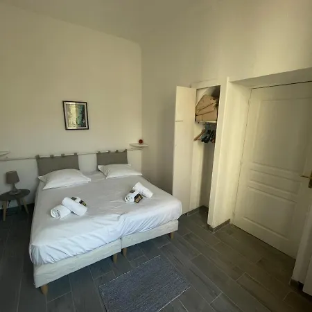 Conseil Immo - 1 Chambre, Zone Semi Pietonne -tol- *